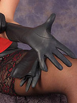 picture from ladiesinleathergloves.com