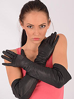 picture from ladiesinleathergloves.com