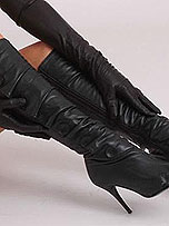 picture from ladiesinleathergloves.com