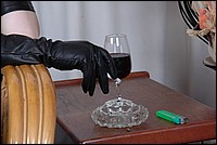 leathergloves13.JPG